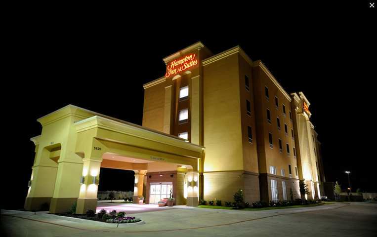 Hampton And Heights I-10 Hotel 3*